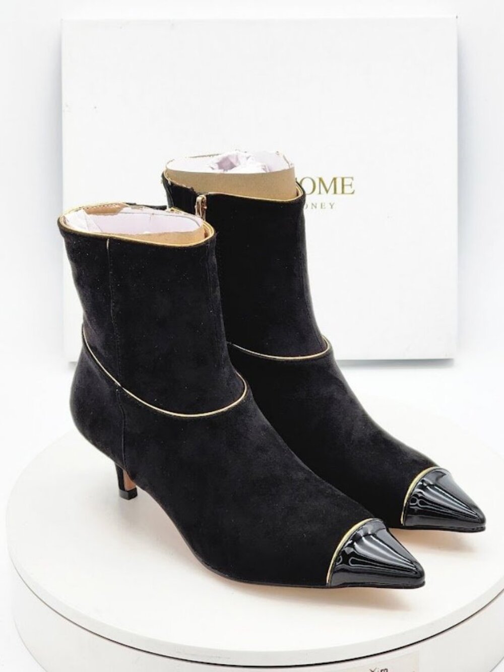 Things II Come Jaimee Black Suede Kitten Heel Ankle Boots Women’s Size 5.5